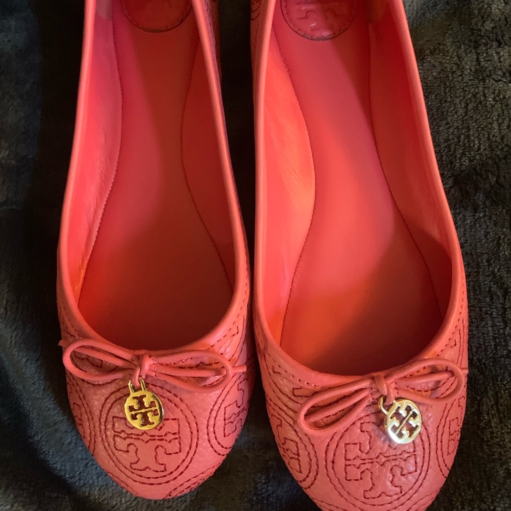 Tory Burch Chelsea Stitched Logo Ballet Flat